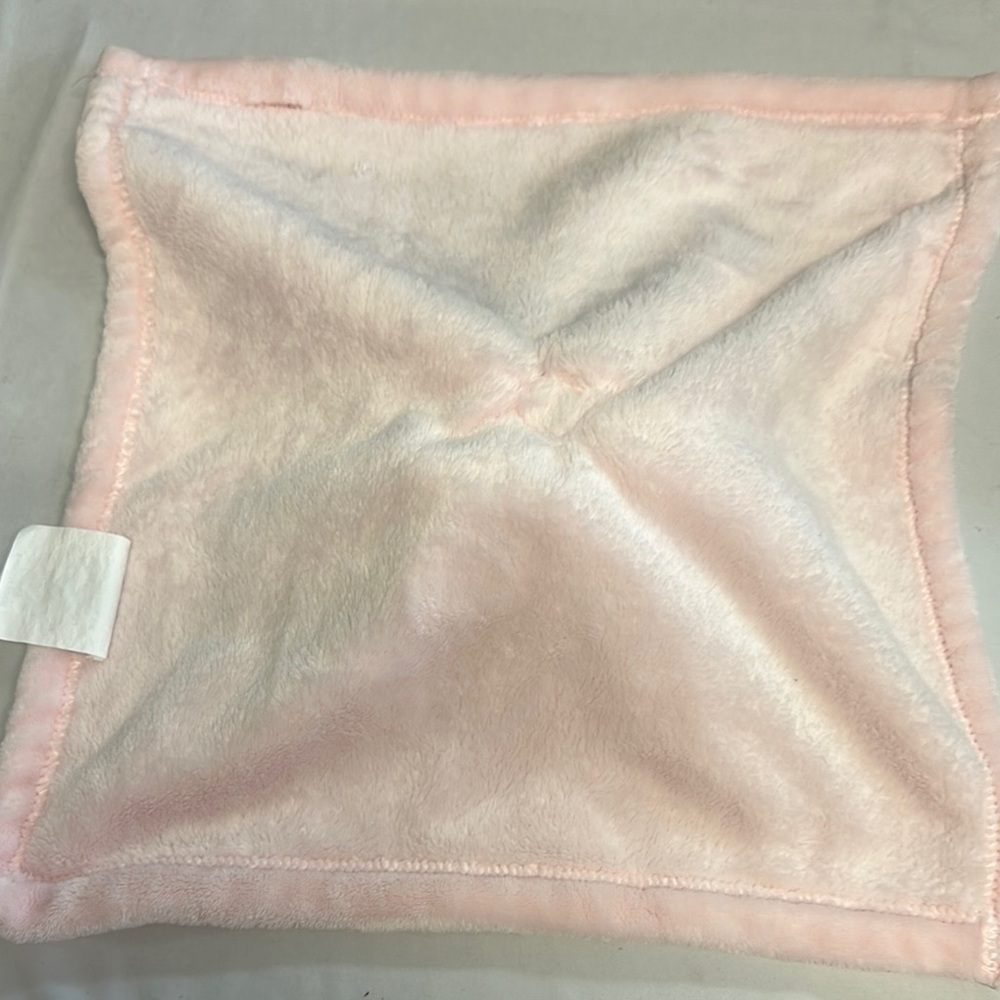 ๐ฅ Blankets & Beyond - NWT - Plush Pink and White Security Blanket with Toy - Picture 5 of 5